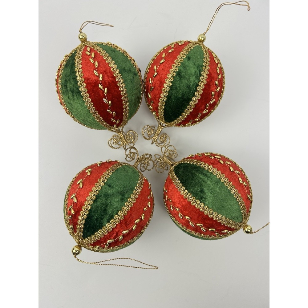 Vintage velvet Christmas Victorian style Ornaments Set 4 Red green velvet gold - Picture 2 of 8
